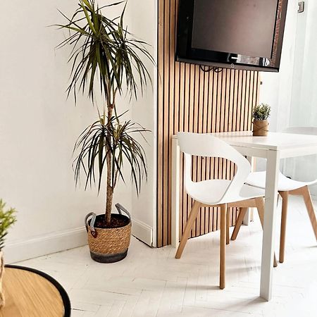 Comfortable Studio In Brussels 35M² Terrace With Bbq מראה חיצוני תמונה